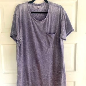 Urban Outfitters Large Lilac Extended cut t-shirt
